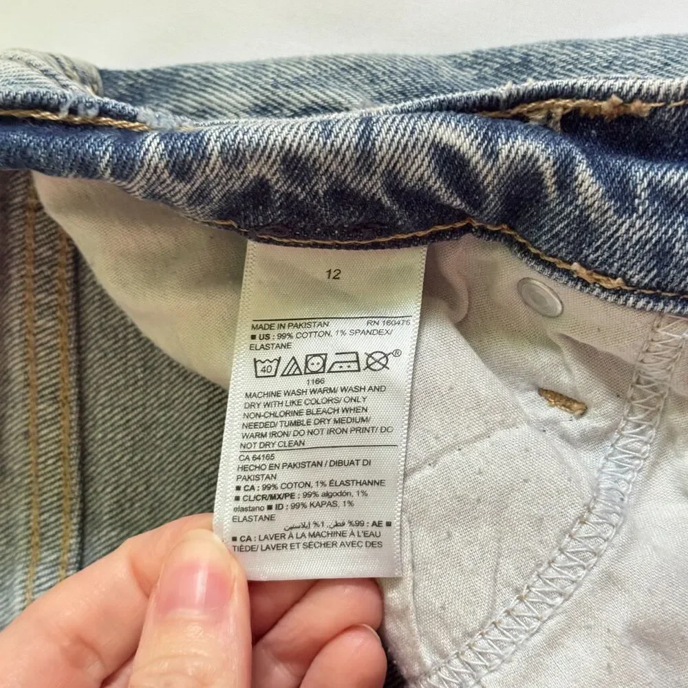 Old Navy Long Denim Bermuda Shorts Jorts Distressing Raw Hem Women's Size 12 - Picture 4 of 7